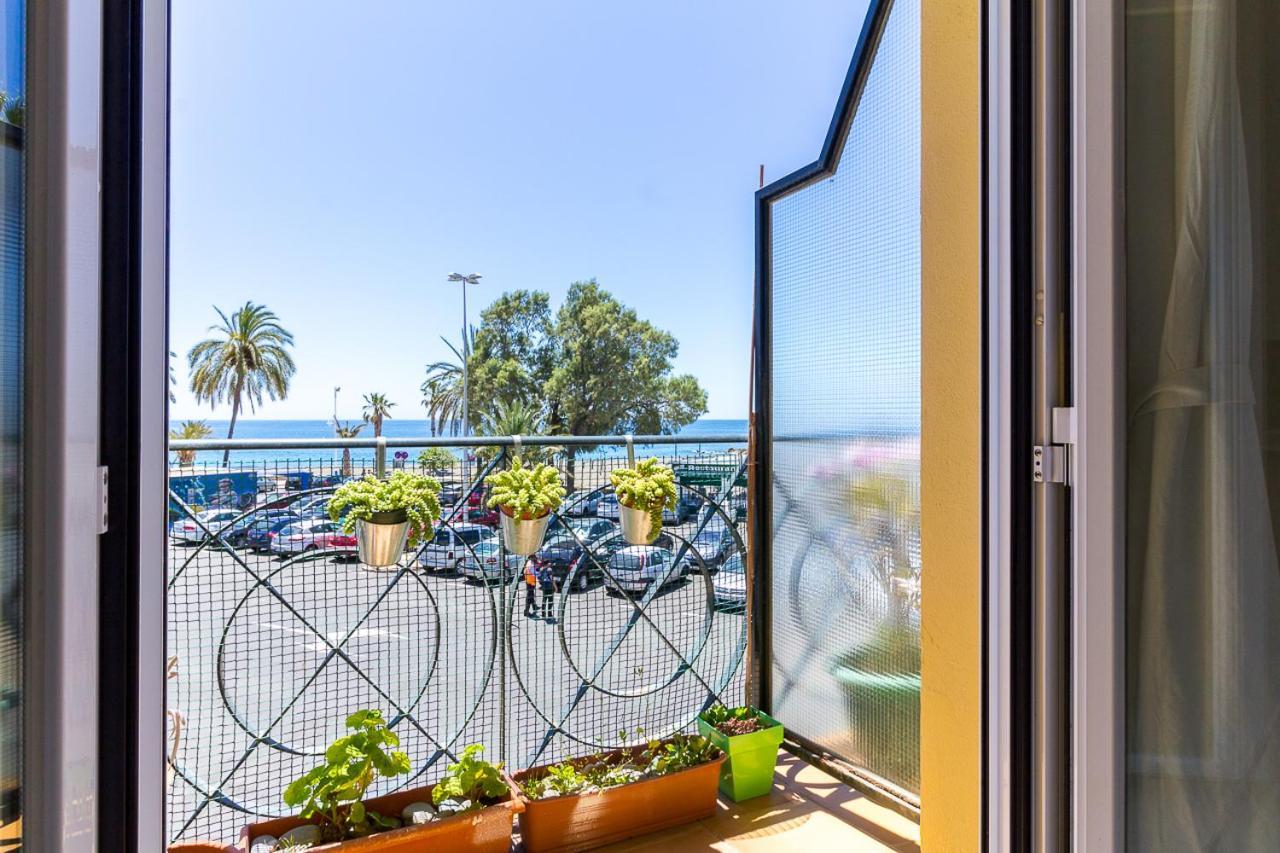 Soek Pedregalejo Seafront Holidays Homes Malaga Ngoại thất bức ảnh