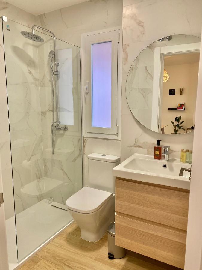 Soek Pedregalejo Seafront Holidays Homes Malaga Ngoại thất bức ảnh