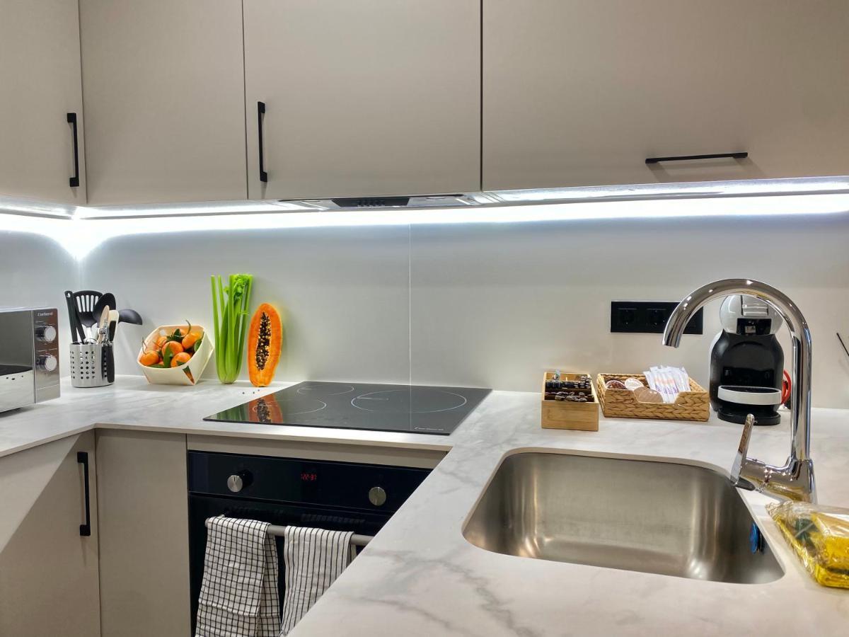 Soek Pedregalejo Seafront Holidays Homes Malaga Ngoại thất bức ảnh